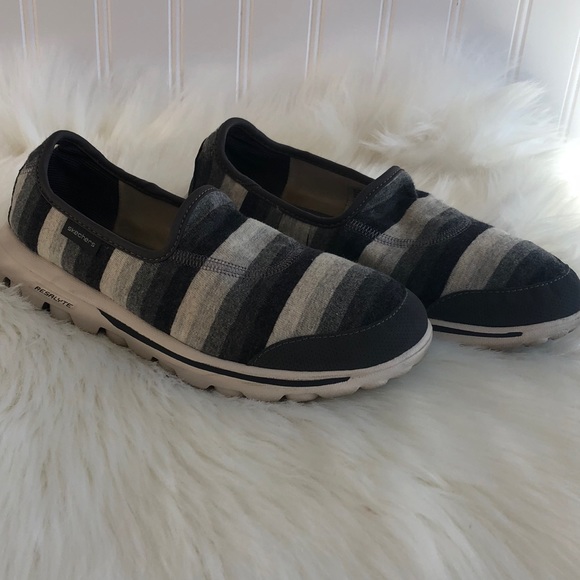 Skechers Shoes - Skechers Go Walk Original slip on shoes sz 7.5W